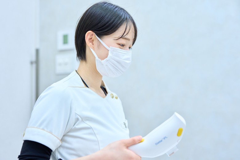 働きながら、一生モノの美容知識と「美肌」を手に入れる